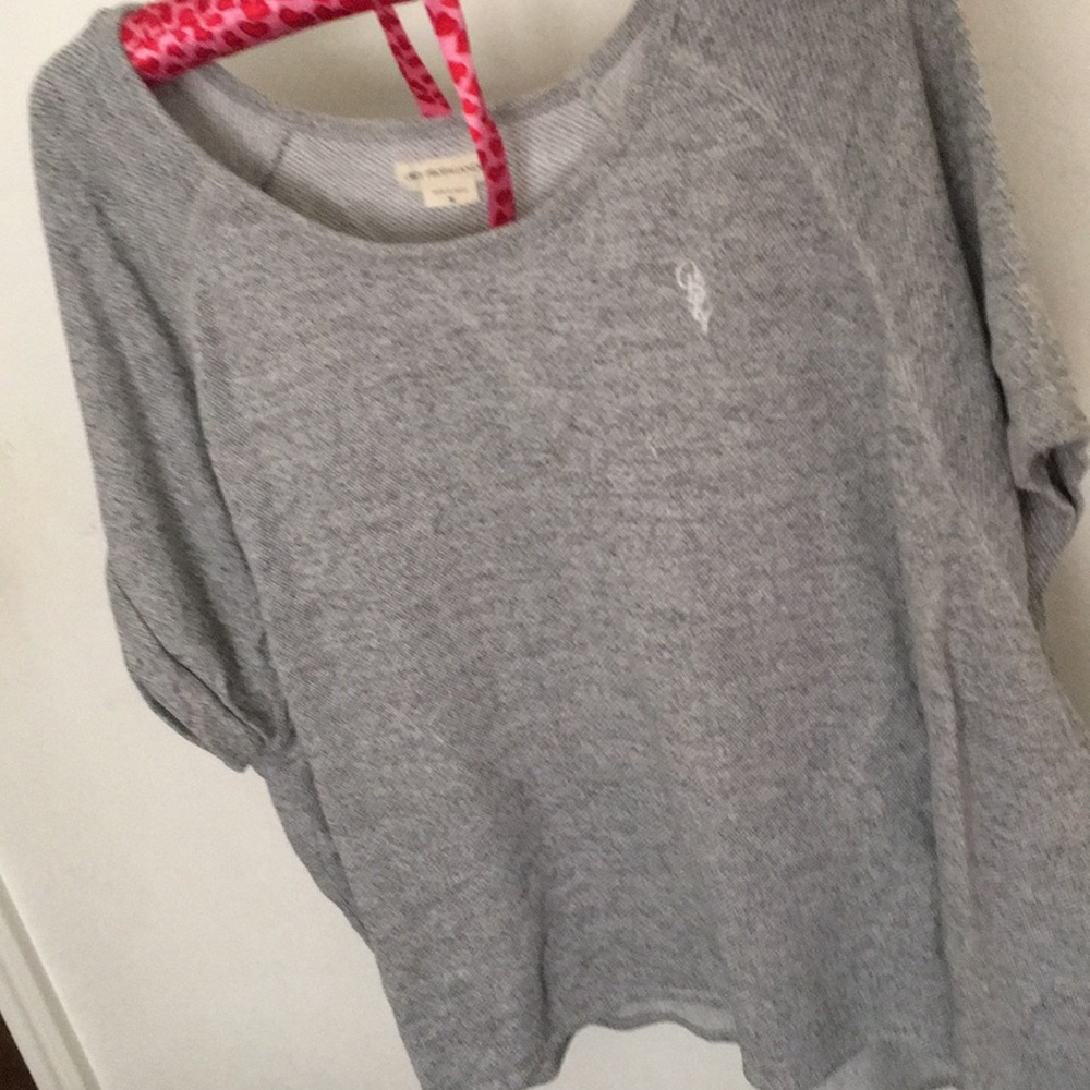 Obey size Medium oversized short sleeve sweater